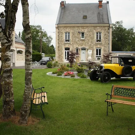 Logis & Restaurant Le Relais De Fleurette 酒店 Pontavert