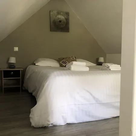 Hotel Logis & Restaurant Le Relais De Fleurette Pontavert