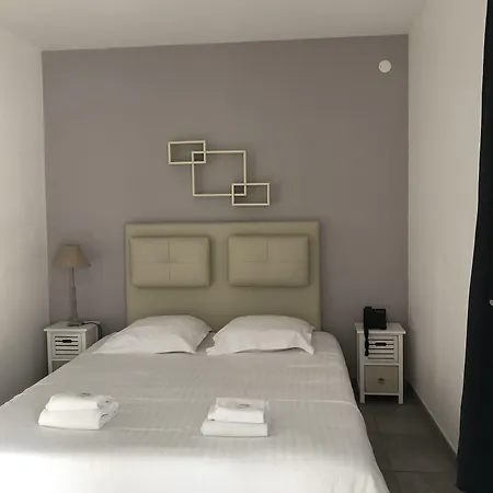 Hotel Logis & Restaurant Le Relais De Fleurette 3*