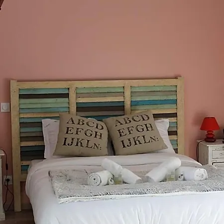 Logis & Restaurant Le Relais De Fleurette Hotel 3*