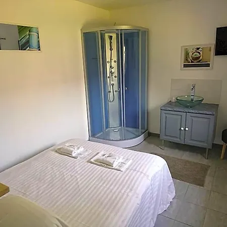 Hotel Logis & Restaurant Le Relais De Fleurette Pontavert