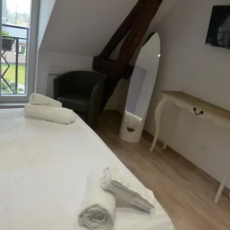 Logis & Restaurant Le Relais De Fleurette Hotel Pontavert