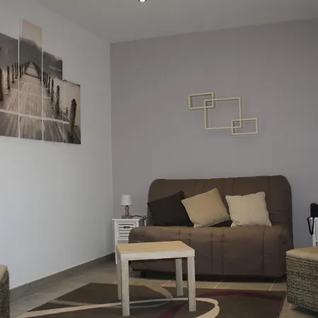 Logis & Restaurant Le Relais De Fleurette Hotel