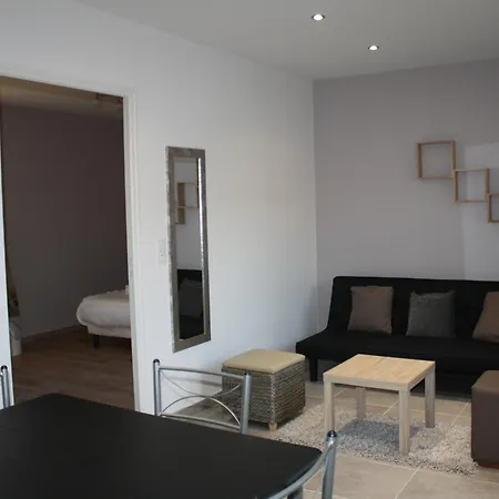 Logis & Restaurant Le Relais De Fleurette 3*