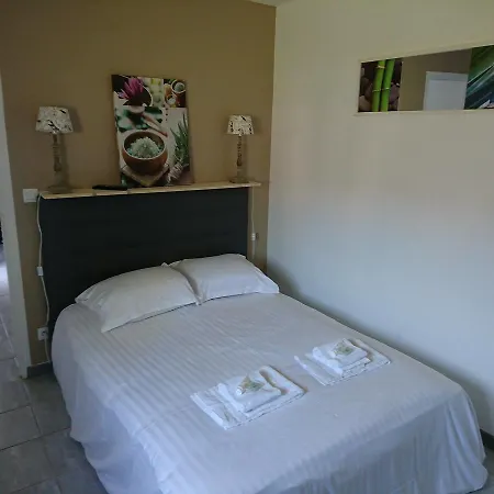 Hotel Logis & Restaurant Le Relais De Fleurette