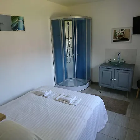 Chemin Des Dames Le Relais De Fleurette 3* Pontavert