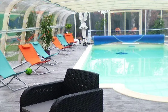 Hotel Logis & Restaurant Le Relais De Fleurette Pontavert