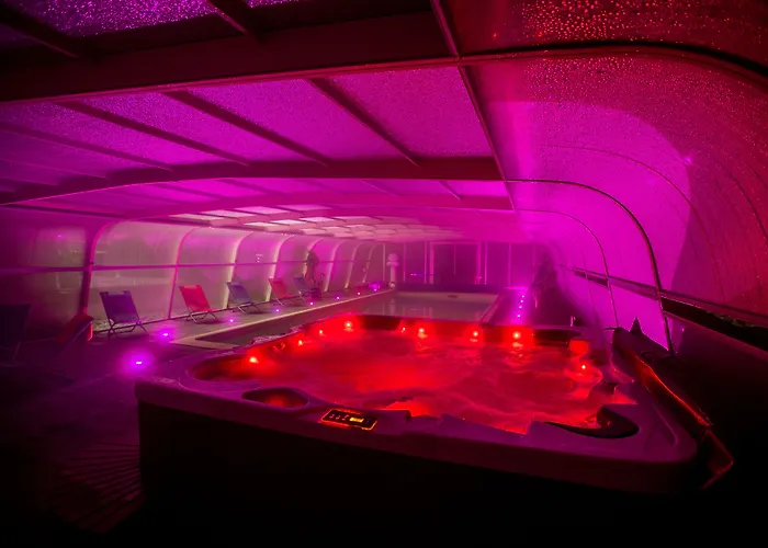 Logis & Restaurant Le Relais De Fleurette 3*