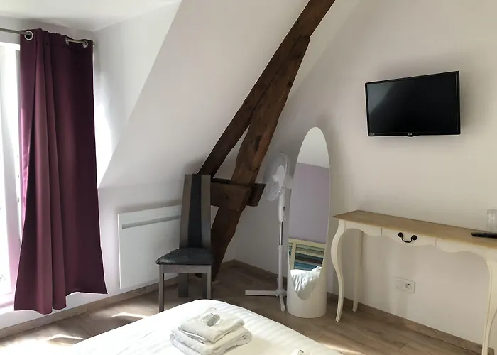 Logis & Restaurant Le Relais De Fleurette Hotel