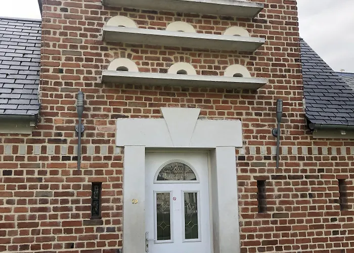 Logis & Restaurant Le Relais De Fleurette Hotel 3*