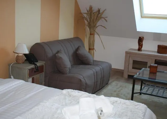 Hotel Logis & Restaurant Le Relais De Fleurette Pontavert