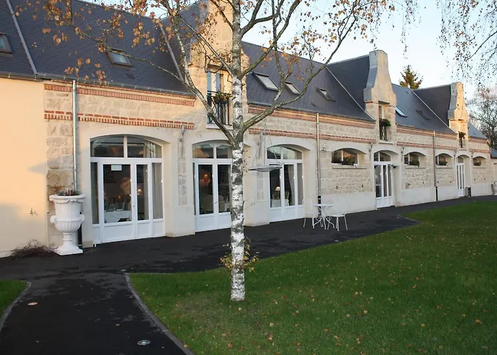 Hotel Logis & Restaurant Le Relais De Fleurette 3*