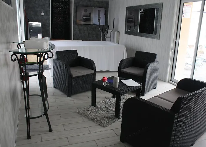 Logis & Restaurant Le Relais De Fleurette