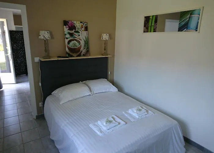 Hotel Logis & Restaurant Le Relais De Fleurette