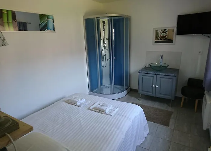 Logis & Restaurant Le Relais De Fleurette 3* Pontavert